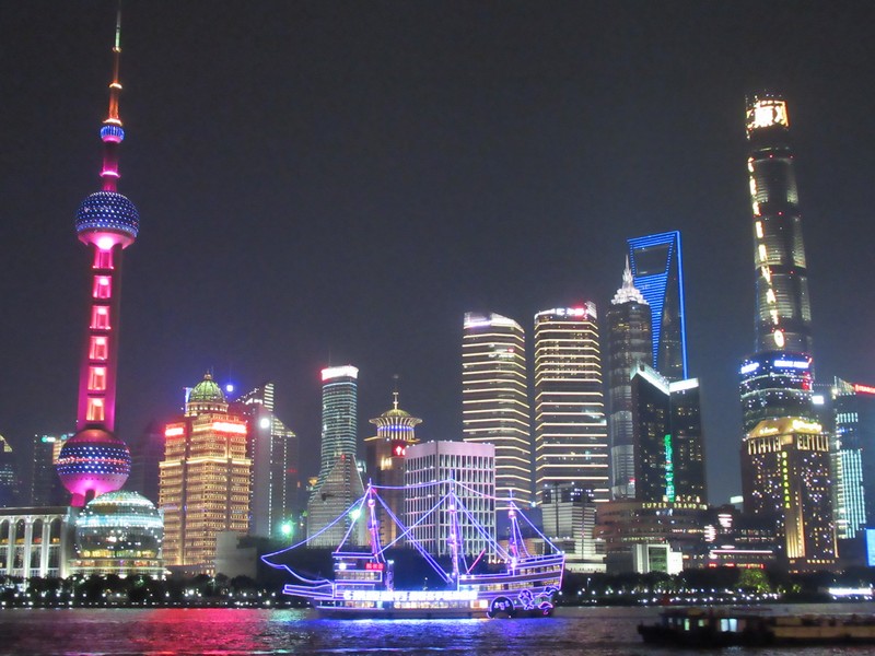 IMG_3204 Šanghaj Pudong  TV vysílač Oriental Pearl Tower a Shanghai Tower